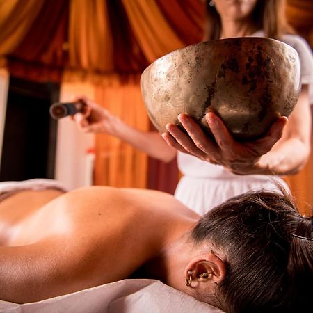 Alphotel Stocker Alpine Wellnesshotel Campo Tures Esterno foto