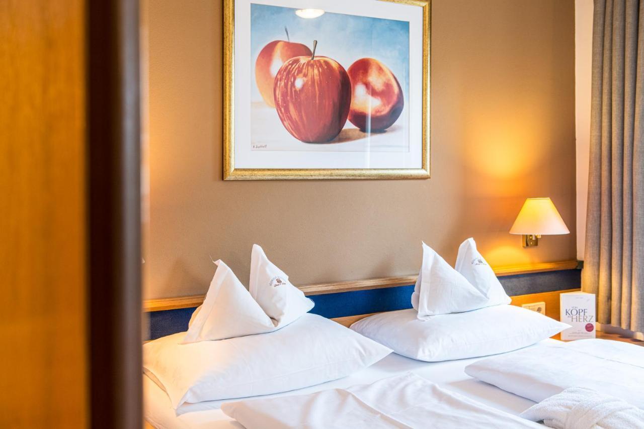 Alphotel Stocker Alpine Wellnesshotel Campo Tures Esterno foto