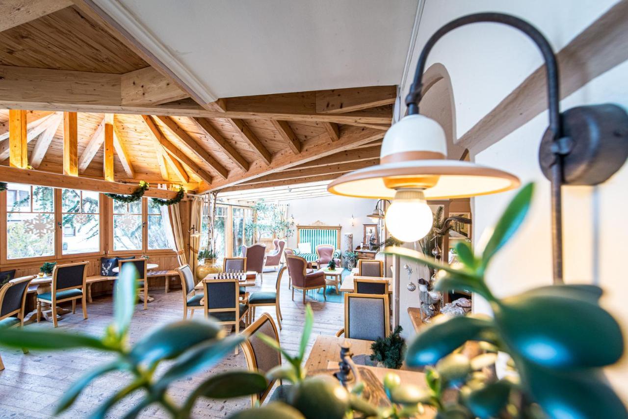 Alphotel Stocker Alpine Wellnesshotel Campo Tures Esterno foto