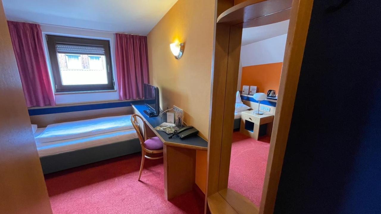 Alphotel Stocker Alpine Wellnesshotel Campo Tures Esterno foto