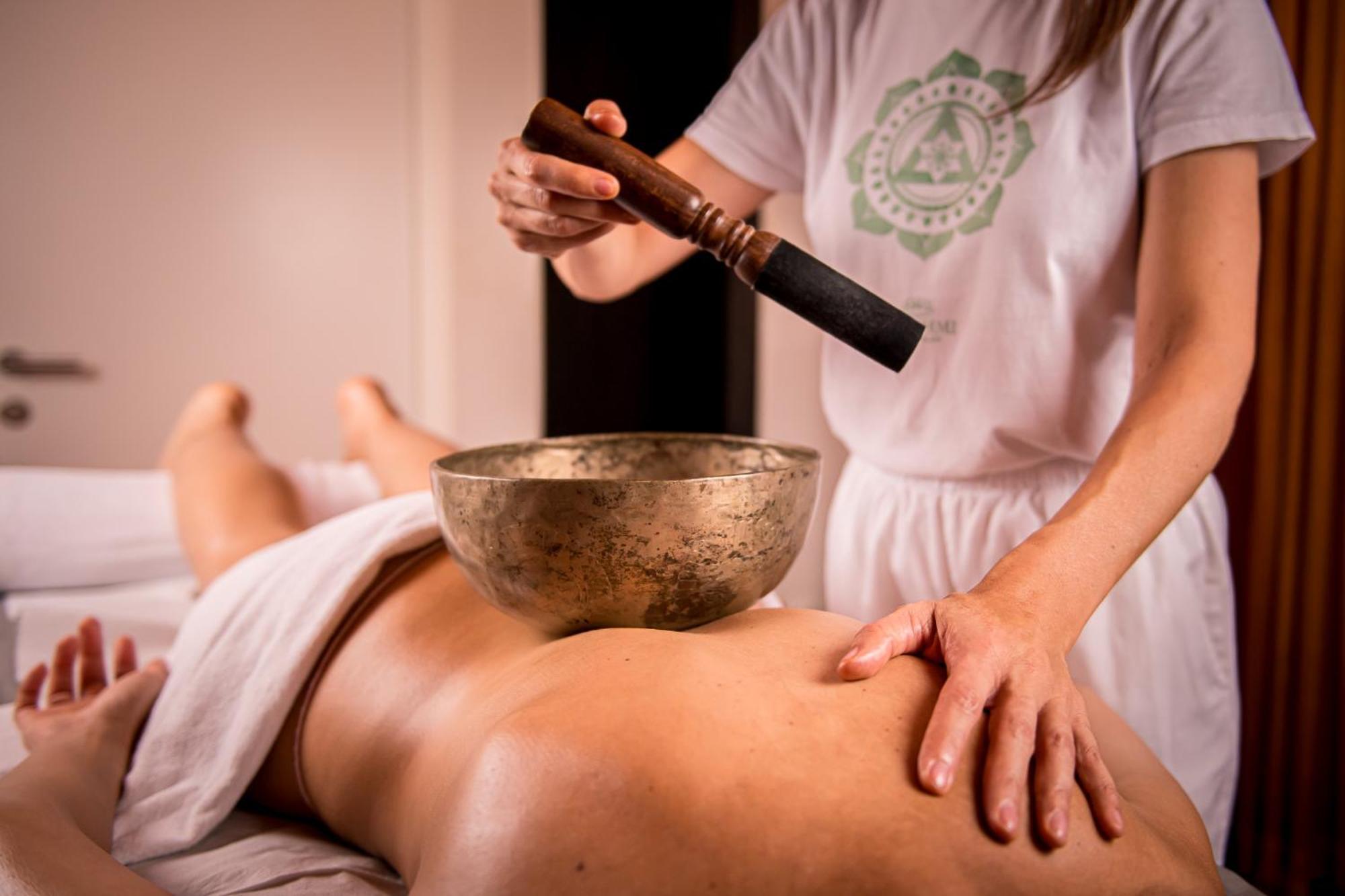 Alphotel Stocker Alpine Wellnesshotel Campo Tures Esterno foto