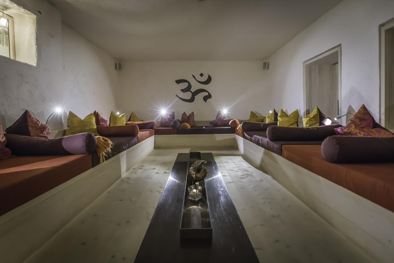 Alphotel Stocker Alpine Wellnesshotel Campo Tures Esterno foto